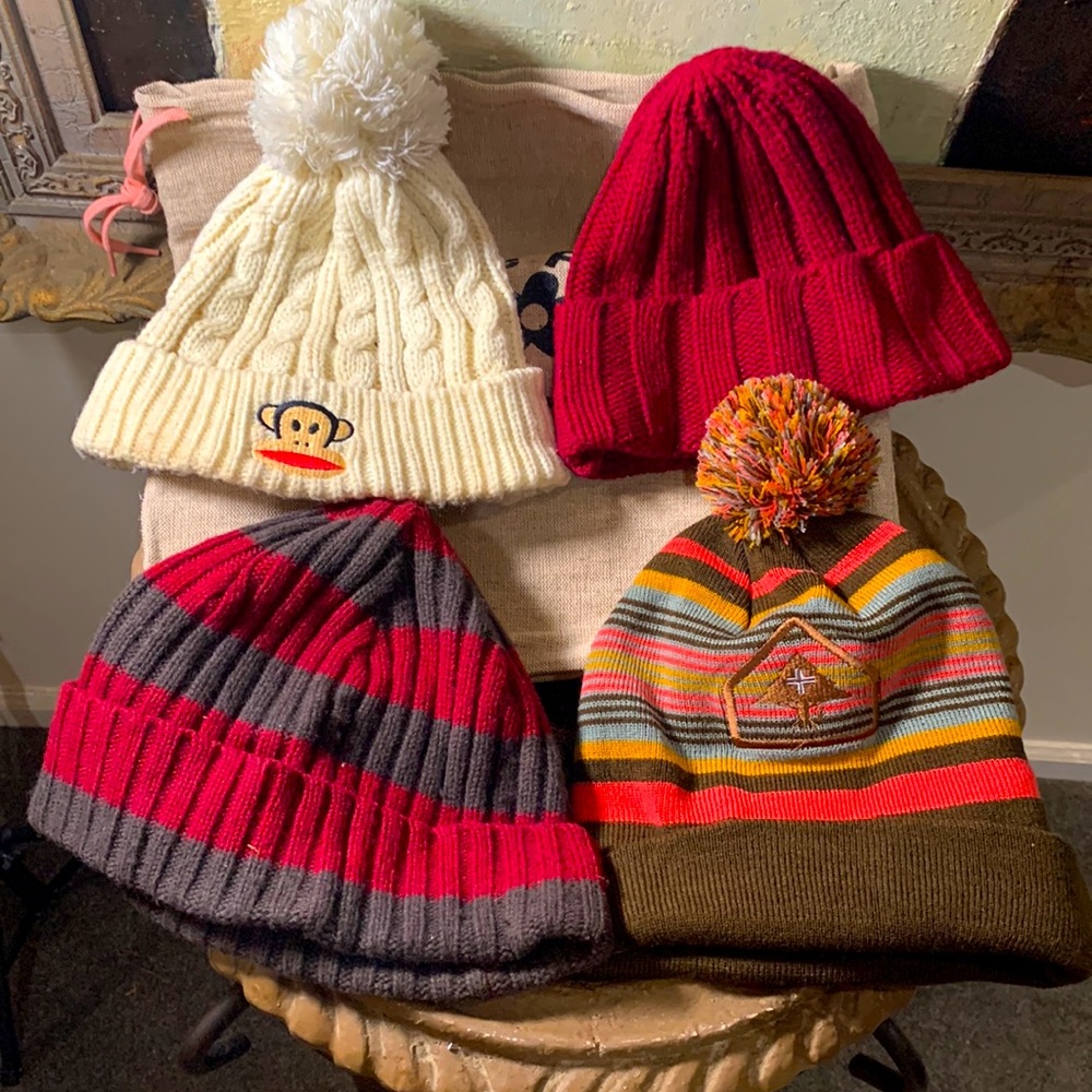 4 Piece Variety Hat Set & Converse golf le fleur bag